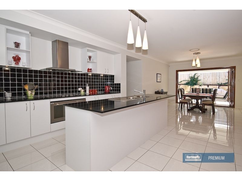 33 Raynbird Place, Carseldine QLD 4034