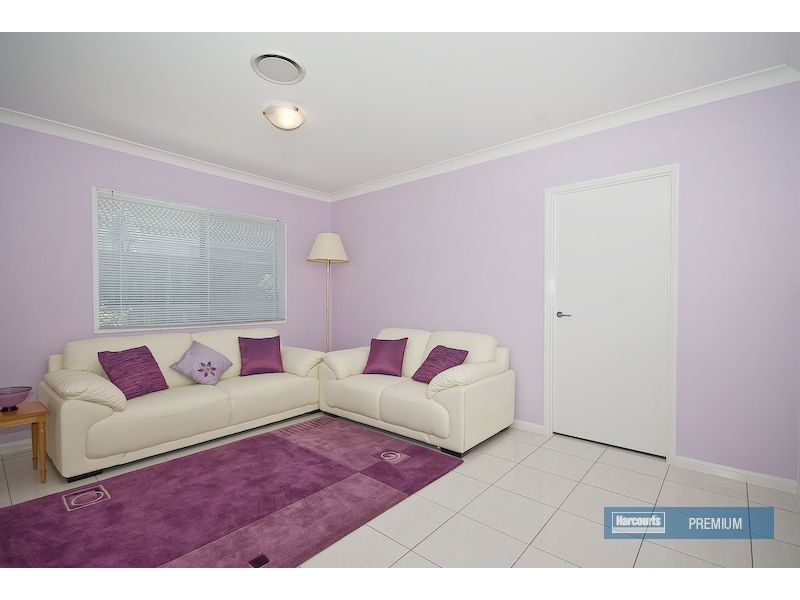 33 Raynbird Place, Carseldine QLD 4034