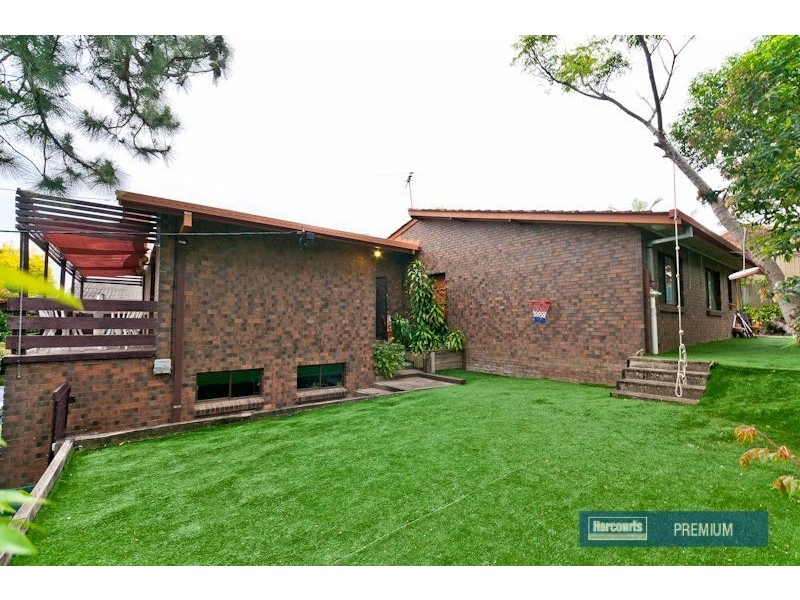 49 Folkstone Avenue, Albany Creek QLD 4035