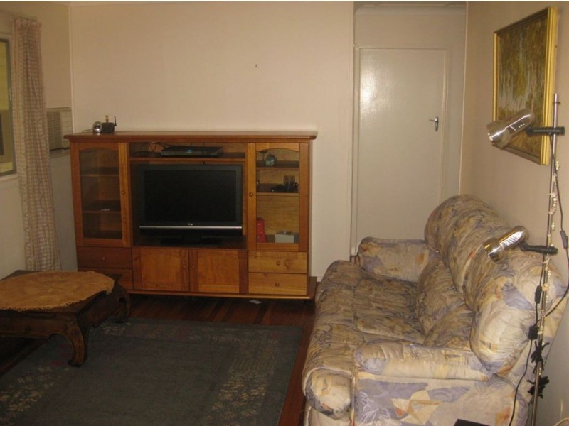 9 LEVANT STREET, Albany Creek QLD 4035