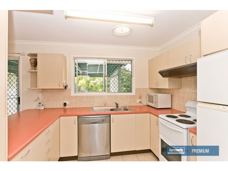 20 Pleasant Drive, Albany Creek QLD 4035