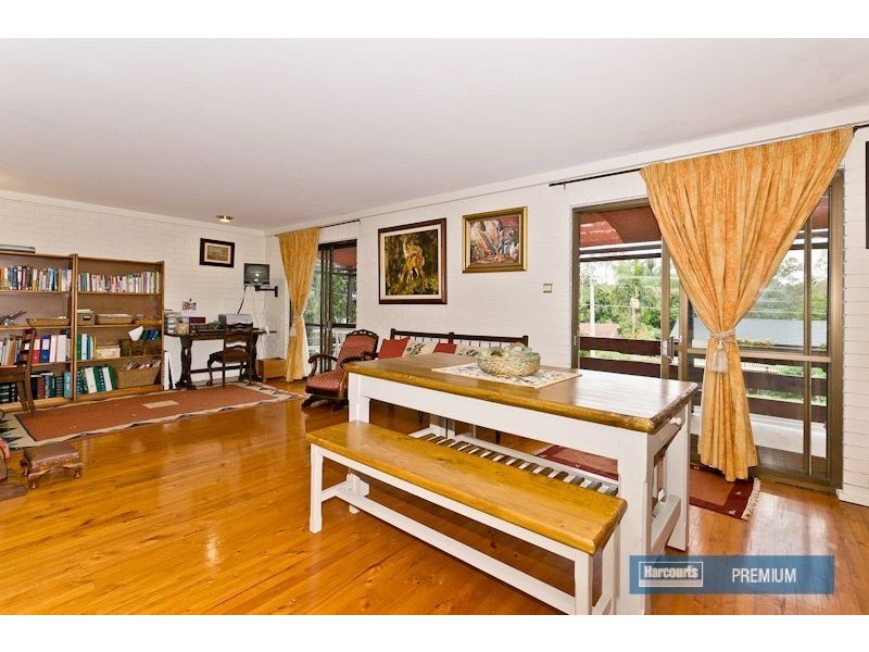 49 FOLKSTONE AVENUE, Albany Creek QLD 4035