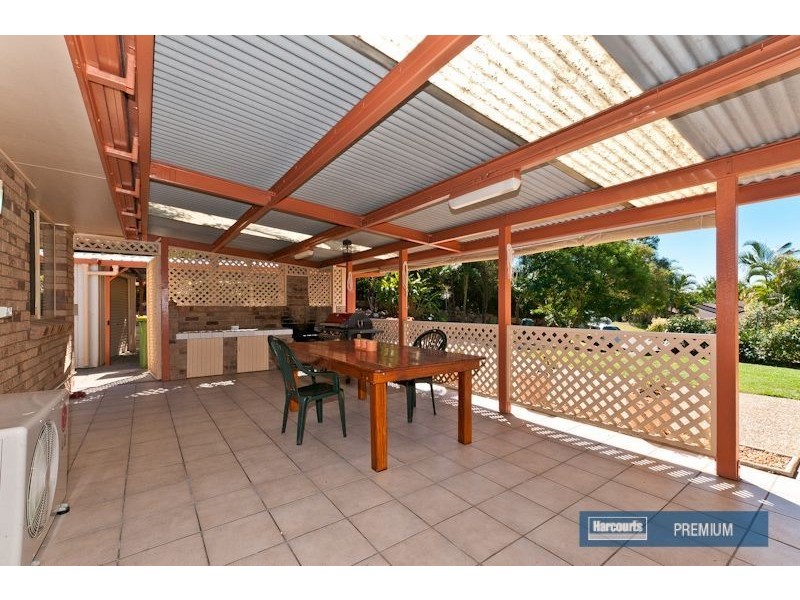 2 Elwood Ct, Eatons Hill QLD 4037