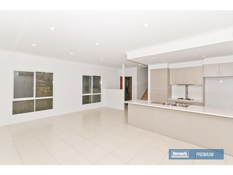 15 Melia Court, Eatons Hill QLD 4037