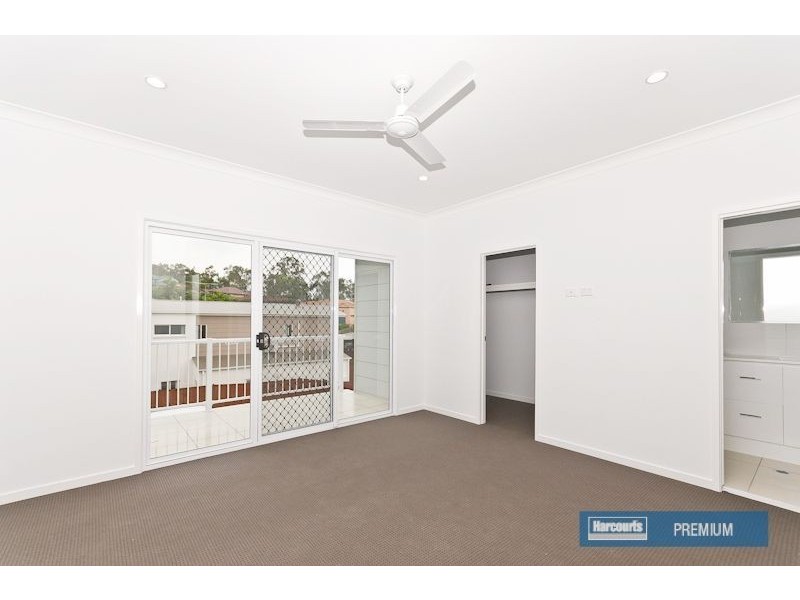 15 Melia Court, Eatons Hill QLD 4037