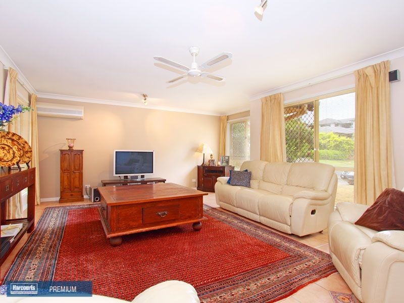 3 Muirfield Court, Albany Creek QLD 4035