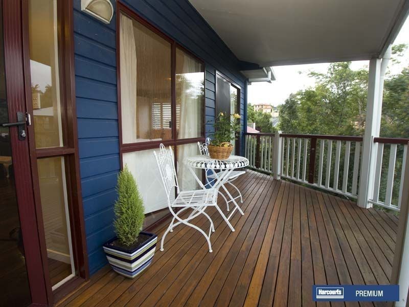 10 Midson Street, Petrie QLD 4502