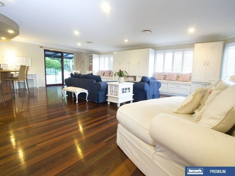 10 Midson Street, Petrie QLD 4502