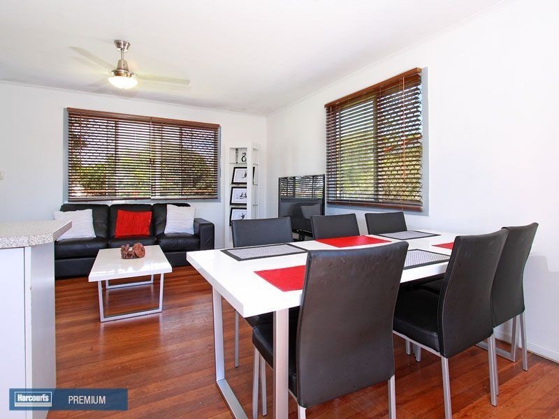 12 Lions Crescent, Kippa-ring QLD 4021