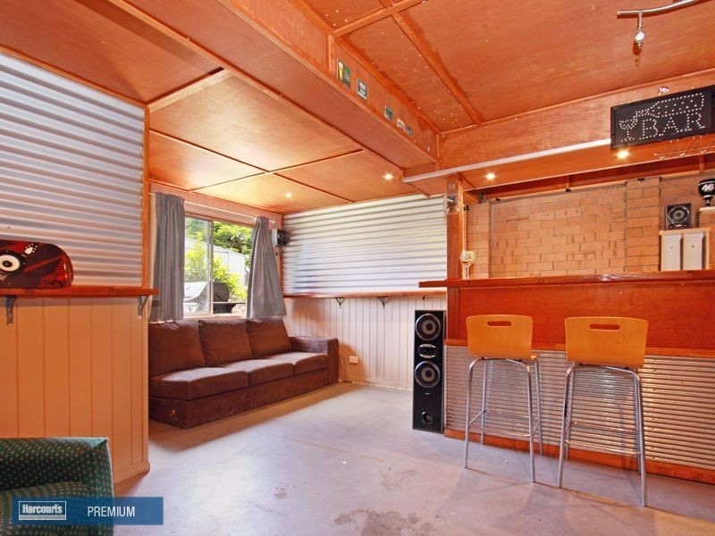 12 Lions Crescent, Kippa-ring QLD 4021