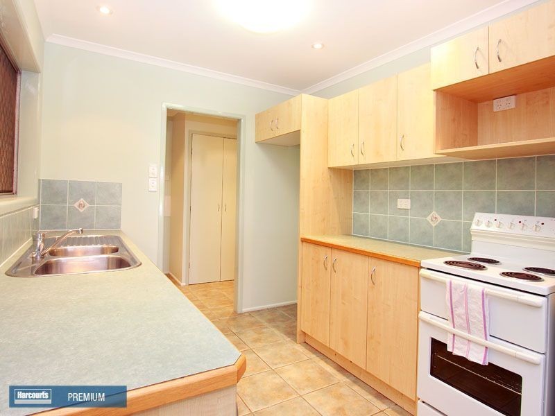 17 Pleasant Drive, Albany Creek QLD 4035