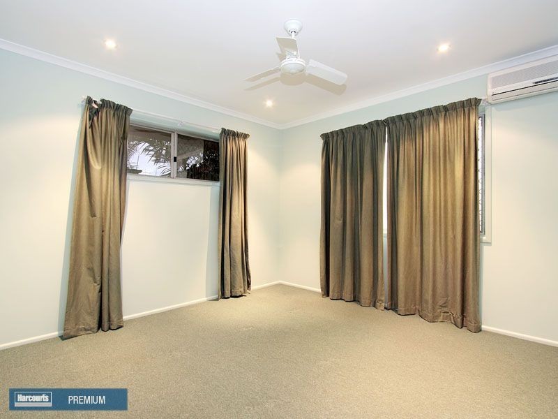 17 Pleasant Drive, Albany Creek QLD 4035