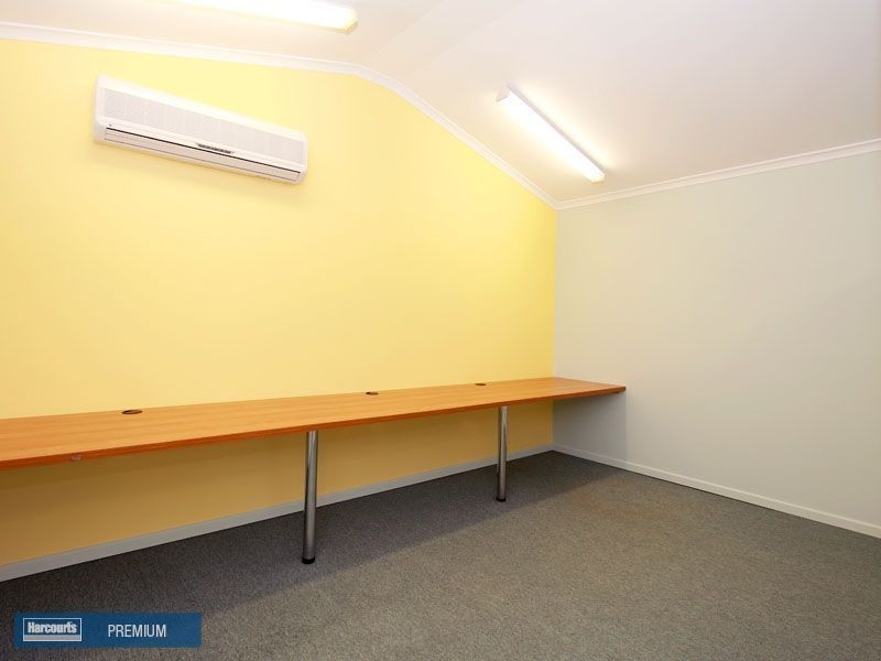 17 Pleasant Drive, Albany Creek QLD 4035