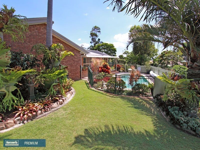 8 Turnberry Crescent, Albany Creek QLD 4035