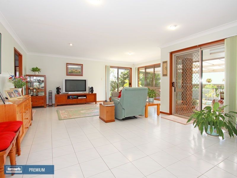 8 Turnberry Crescent, Albany Creek QLD 4035