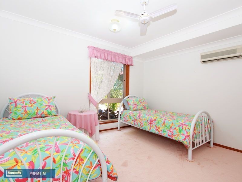 8 Turnberry Crescent, Albany Creek QLD 4035