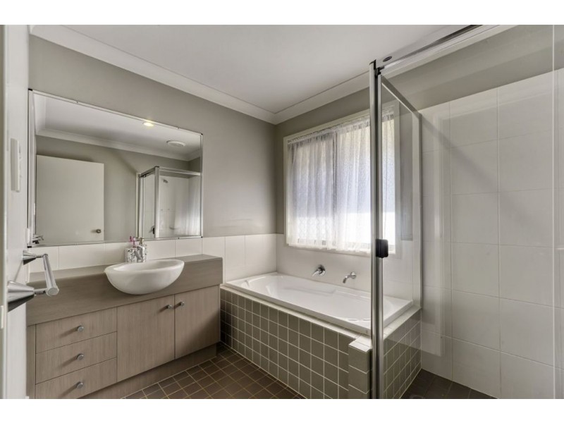 26 Lilly Crescent, Kallangur QLD 4503