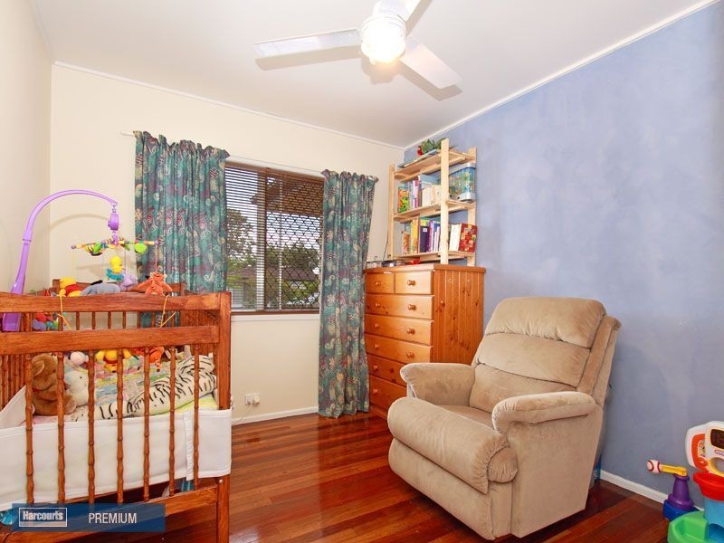 19 Bevlin Court, Albany Creek QLD 4035