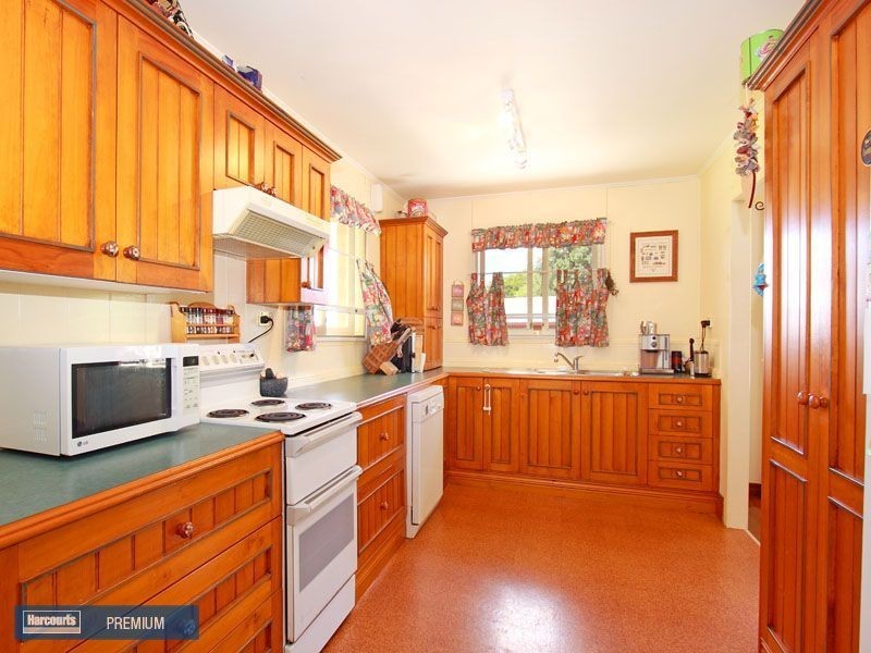 13 Old Gympie Road, Kallangur QLD 4503