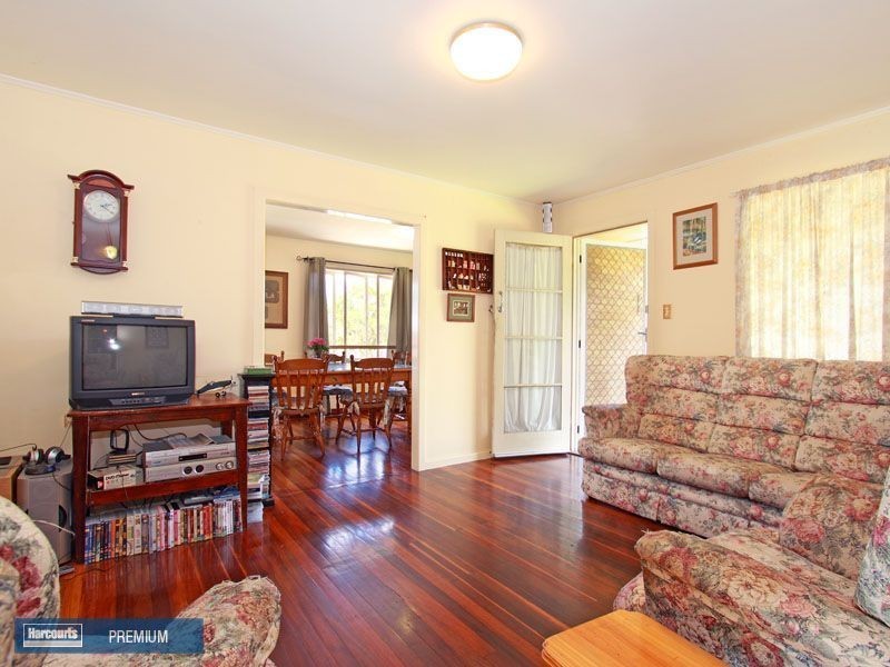 13 Old Gympie Road, Kallangur QLD 4503