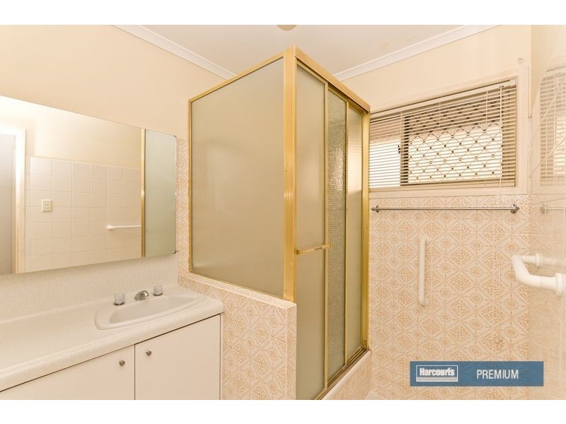 33 Symphony Avenue, Strathpine QLD 4500