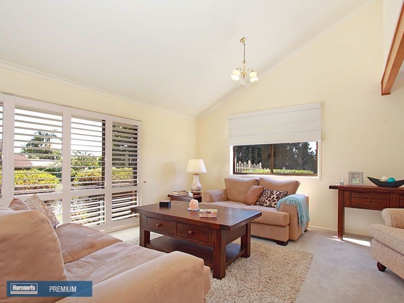 26 Gleneagles Crescent, Albany Creek QLD 4035