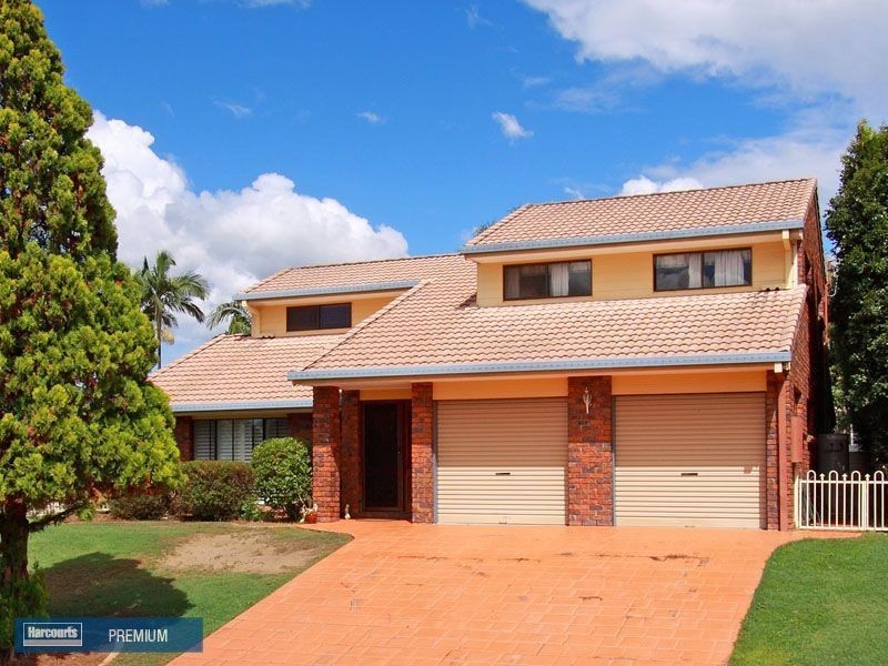 26 Gleneagles Crescent, Albany Creek QLD 4035