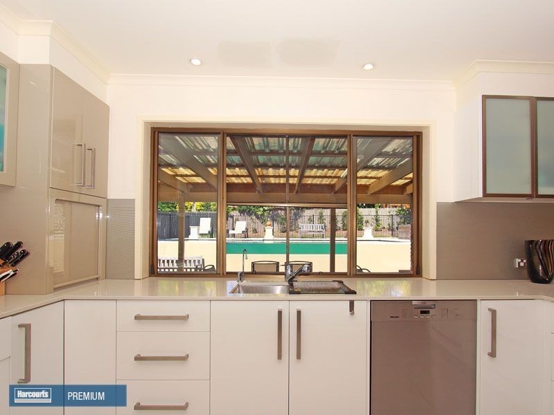 26 Gleneagles Crescent, Albany Creek QLD 4035