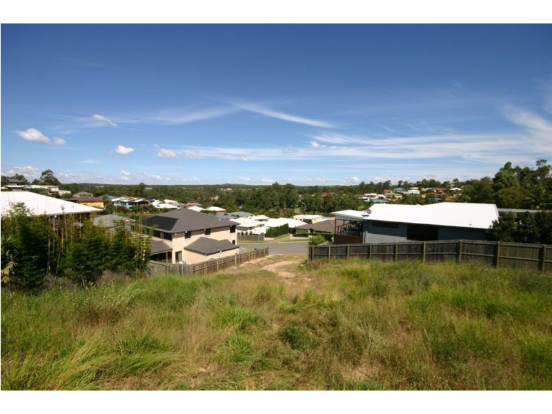 6 Fidelio Court, Eatons Hill QLD 4037