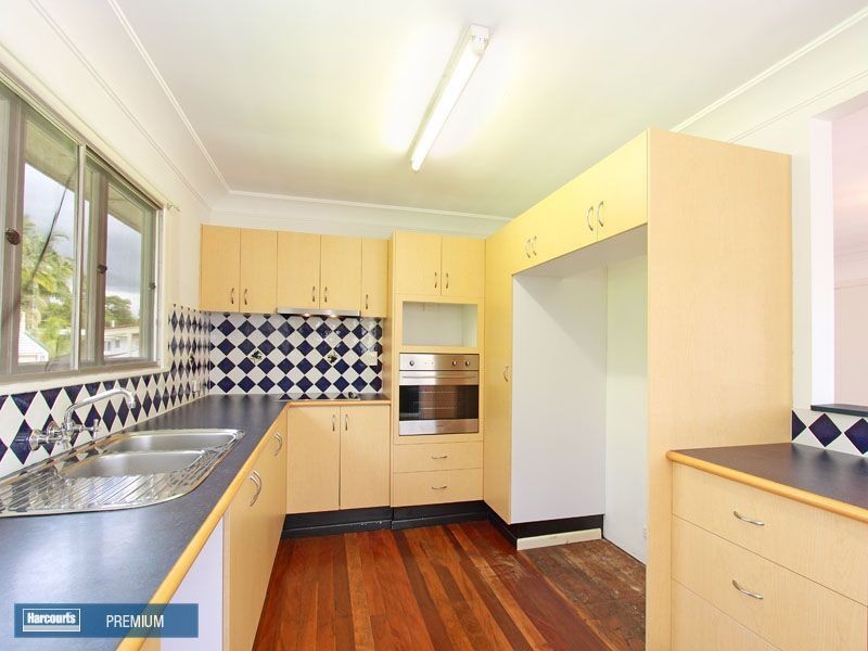 20 Lindale Street, Chermside West QLD 4032