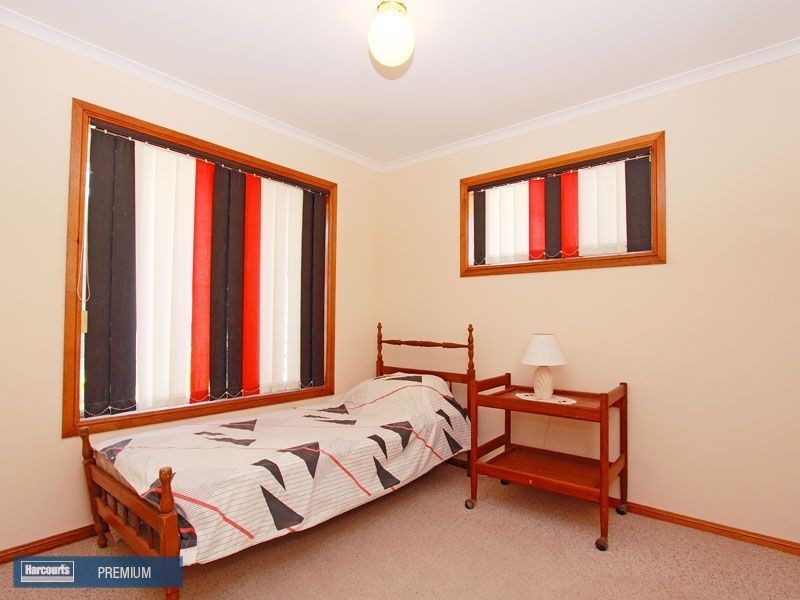 6 Peacock Street, Albany Creek QLD 4035