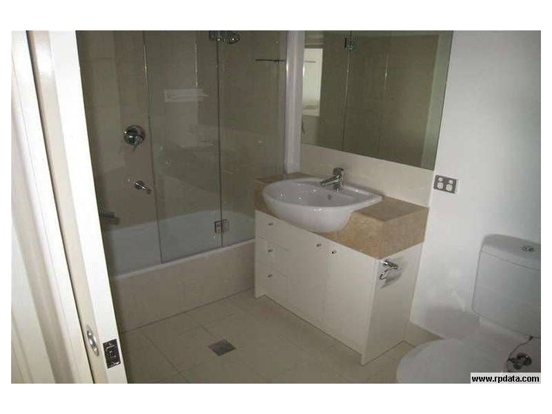 20/37 Playfield Street, Chermside QLD 4032