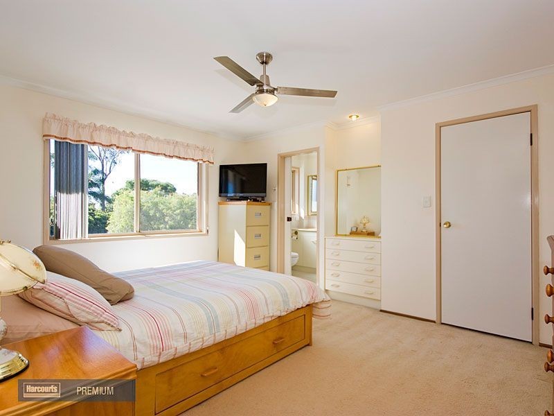 12 Turnberry Crescent, Albany Creek QLD 4035