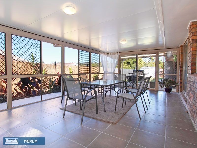 1 Simpson Court, Albany Creek QLD 4035