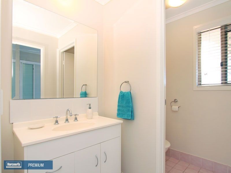 1 Simpson Court, Albany Creek QLD 4035