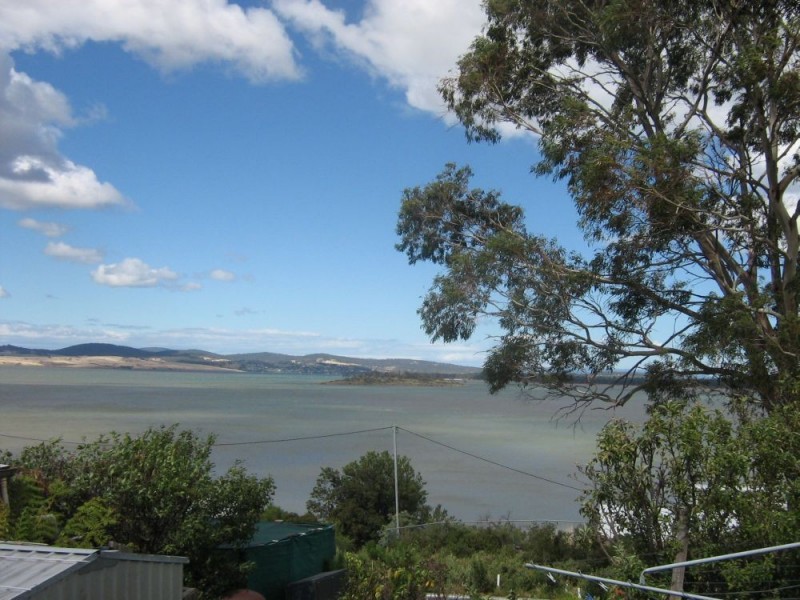 31 Fenton Street, Midway Point TAS 7171