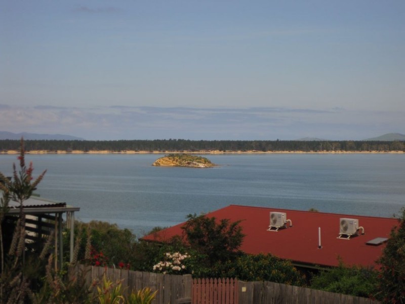 11 View Street, Midway Point TAS 7171