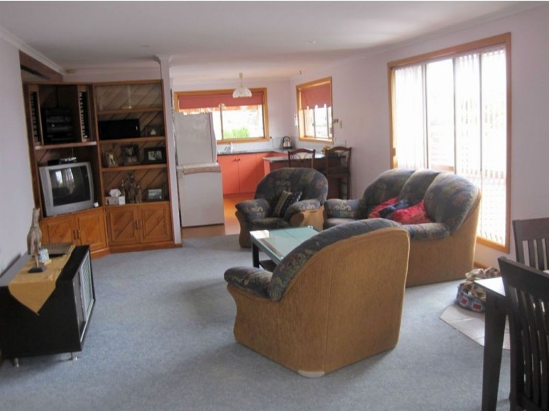 9 Carlton Beach Road, Dodges Ferry TAS 7173