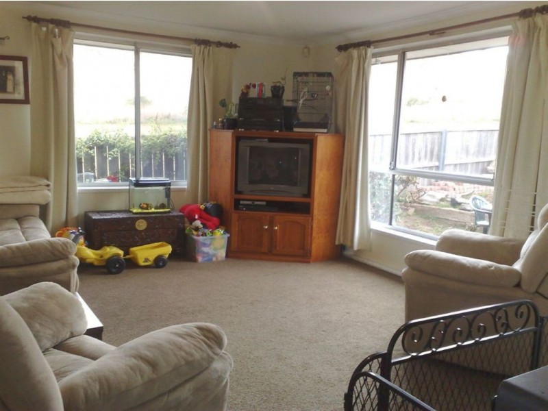 12 Tollard Court, Rokeby TAS 7019