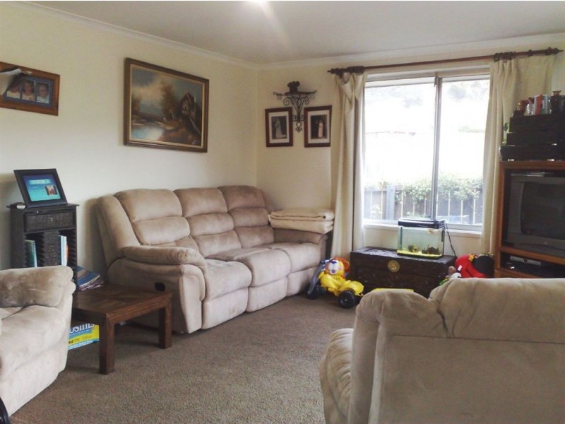 12 Tollard Court, Rokeby TAS 7019