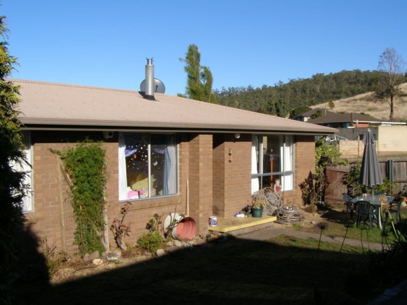 12 Tollard Court, Rokeby TAS 7019