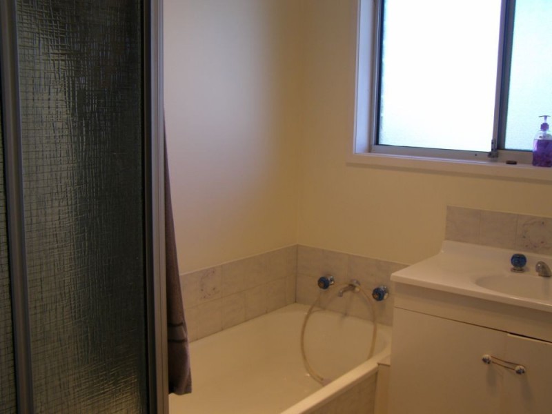 12 Tollard Court, Rokeby TAS 7019