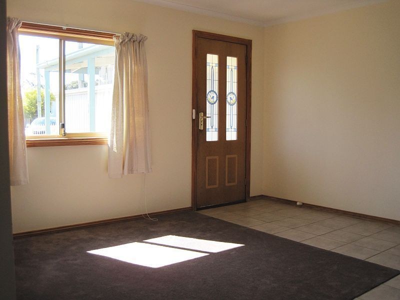 12 Fifth Avenue, Dodges Ferry TAS 7173