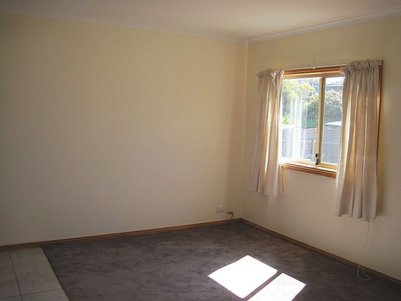 12 Fifth Avenue, Dodges Ferry TAS 7173