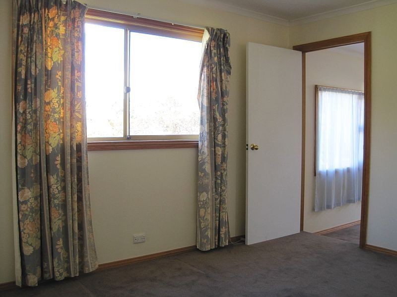 12 Fifth Avenue, Dodges Ferry TAS 7173