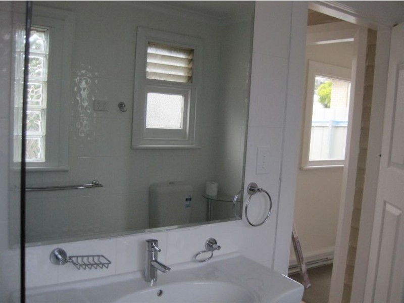 24 Kenton Road, Geilston Bay TAS 7015