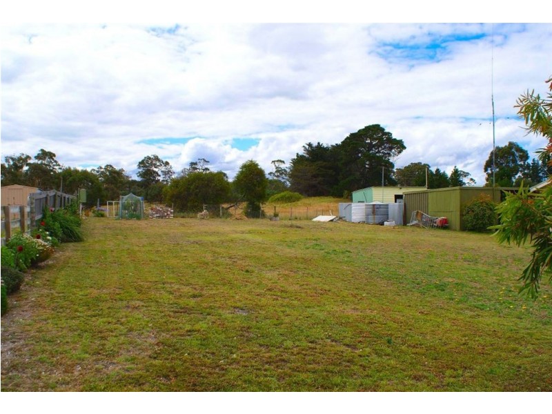 22 Erle Street, Carlton River TAS 7173