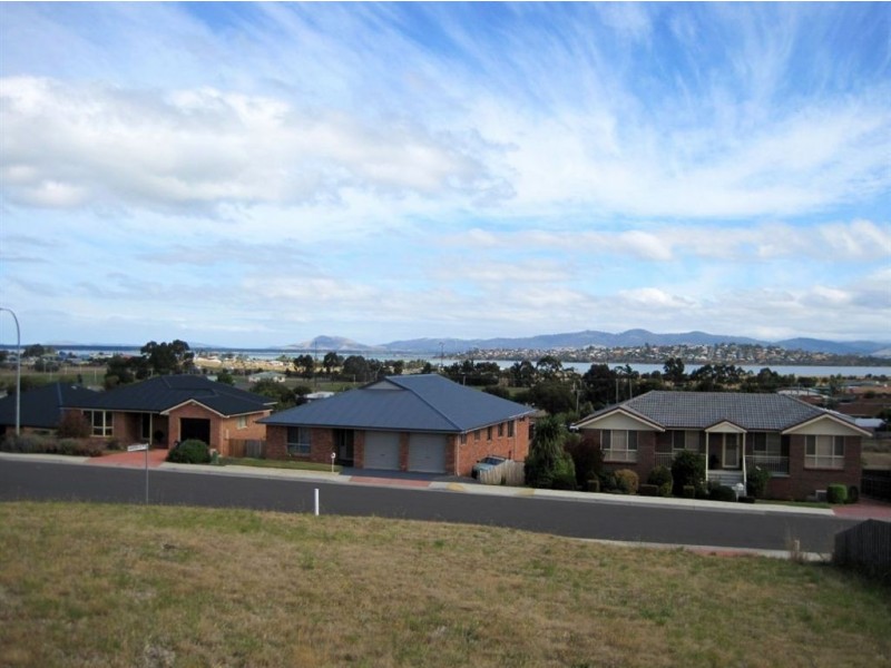 79 Pennington Drive West, Sorell TAS 7172