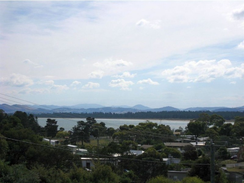 46 Signal Hill Road, Dodges Ferry TAS 7173