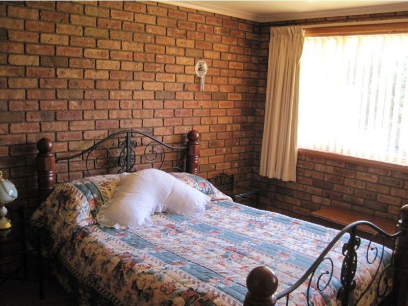 - Whynyates Street, Oatlands TAS 7120